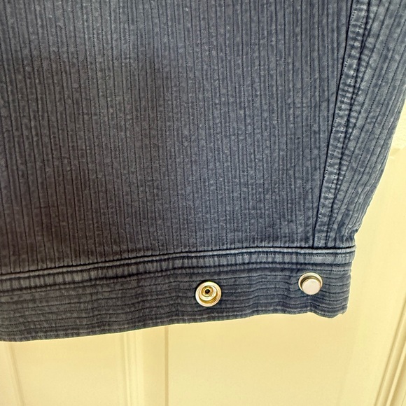 Closed Light Blue Textured Pants - Picture 6 of 8